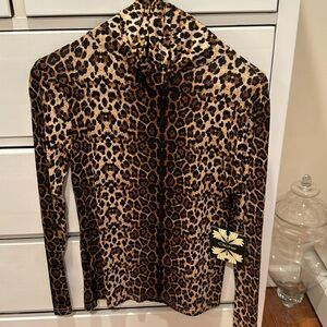 Boston proper leopard long sleeve turtle neck